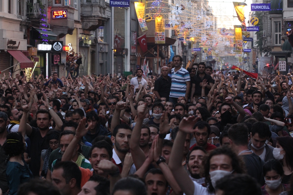 Manifestations populaires en Turquie 1 - juin 13 / <span class="caps">DR</span>