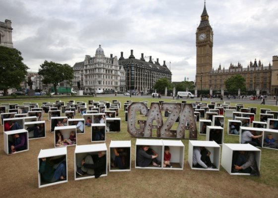 Londres des gens s'enferment dans des boites pour exprimer leur soutien<small class="fine"> </small>? Gaza - <span class="caps">DR</span> Peter Macdiarmid/Getty Images